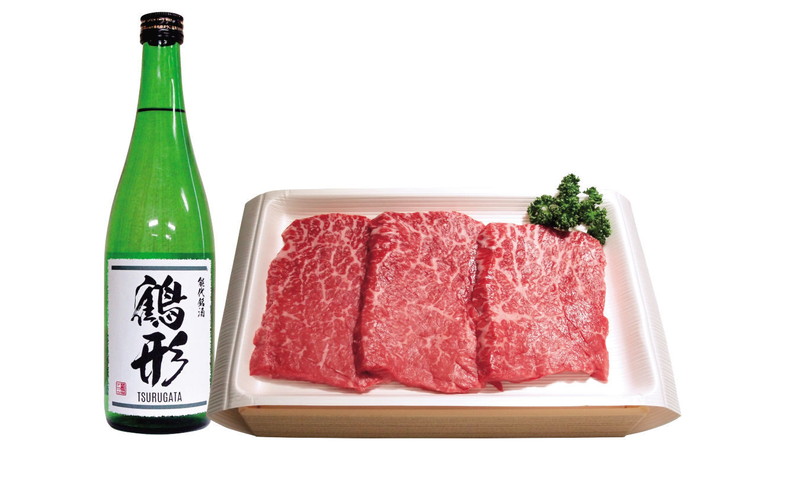 国産 牛肉 鶴形牛モモステーキ・大吟醸「鶴形」セット