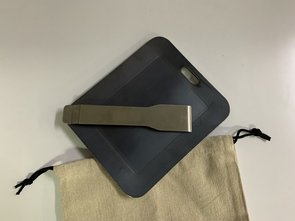 ミニコン炉S（黒皮）＆厚板鉄板 ソロキャン用（スクレーパー、巾着袋