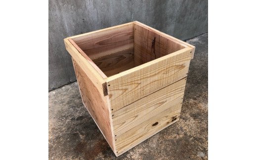 木箱（りんご箱）Dサイズ　31cm×31cm×31cm(おおさか 河内材 無塗装)