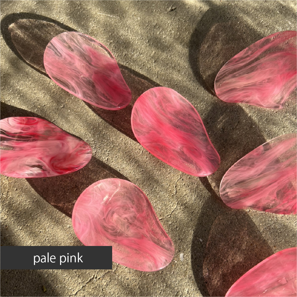 アクリル製 ヘアクリップ ヘアアクセサリー pale pink（ペールピンク） eME　peta