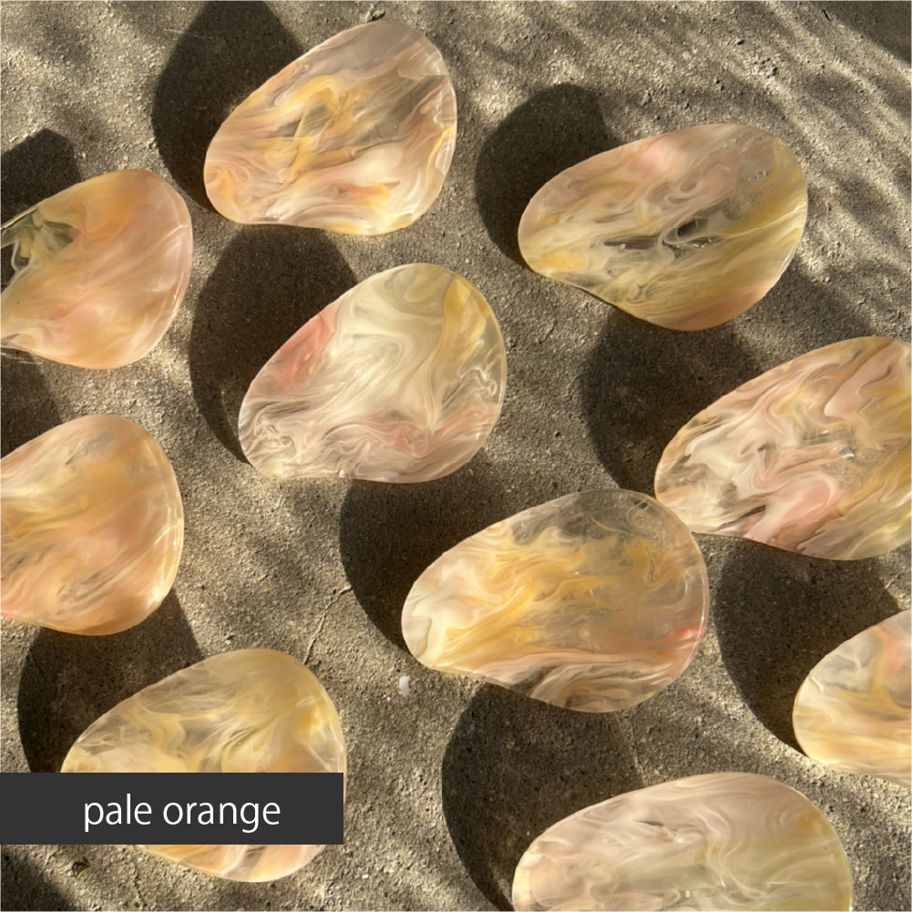 アクリル製 ヘアクリップ ヘアアクセサリー pale orange（ペールオレンジ） eME　peta
