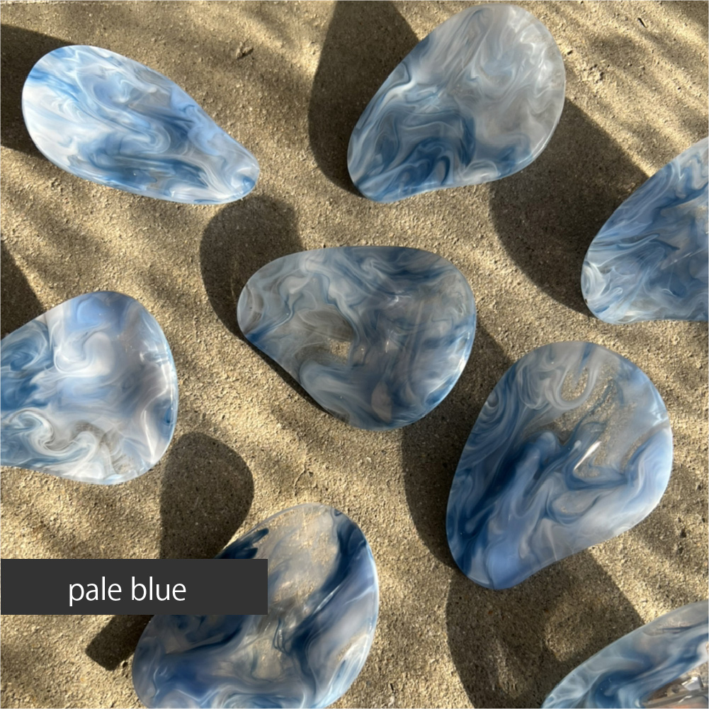 アクリル製 ヘアクリップ ヘアアクセサリー pale blue（ペールブルー） eME　peta