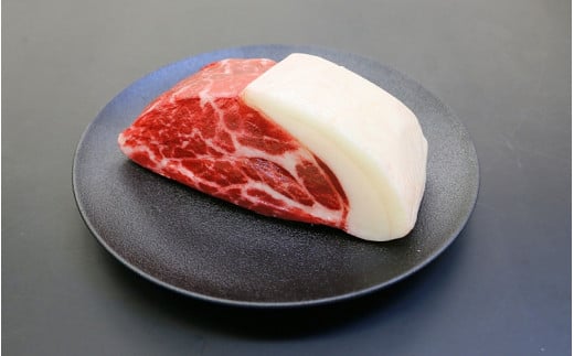 【肉塊】「紀州イノシシ　肩ロース肉」ブロック500g  / 田辺市 猪肉 イノシシ肉 イノシシ ボタン ロース 塊 肉 ブロック 紀州ジビエ ジビエ 肩ロース【kgs006-1】