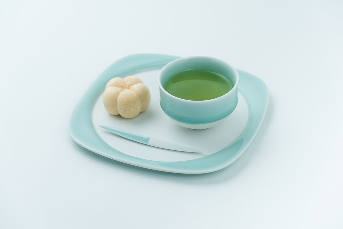 【伊万里焼】鍋島青磁菓子盆と煎茶碗、菓子切セット H991